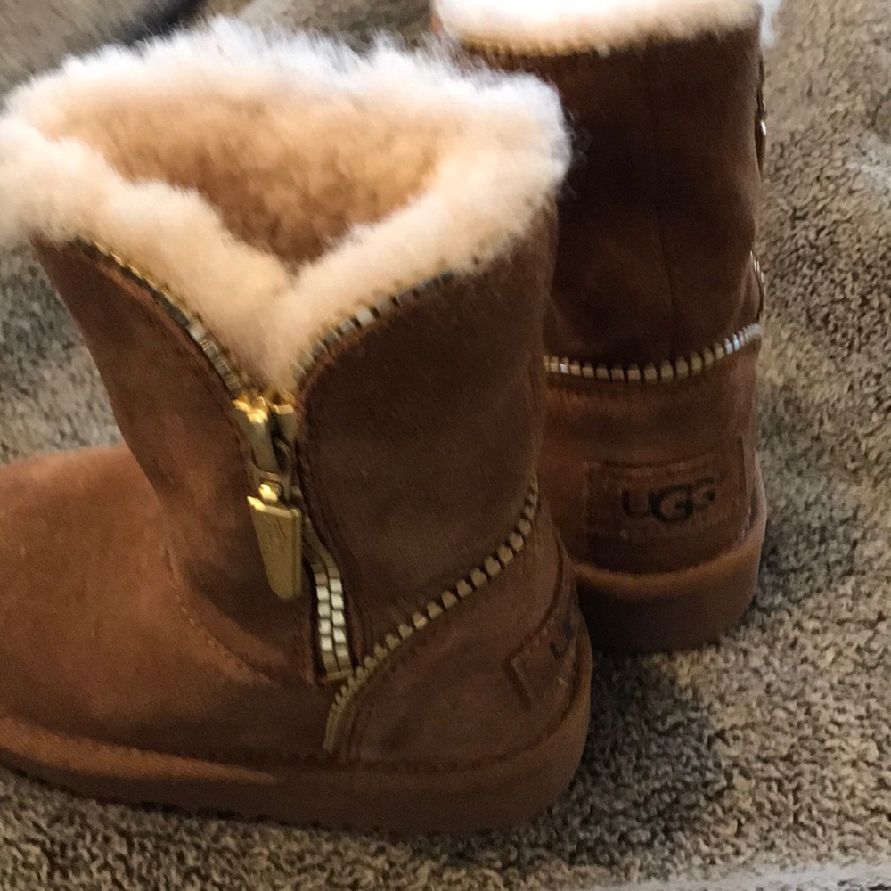 Uggs size 8
